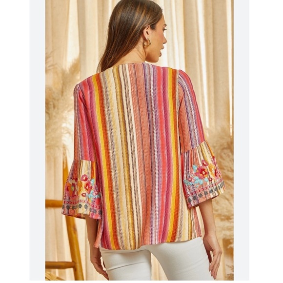 Savanna Jane South Beach Embroidered Top Size Small - Picture 2 of 14